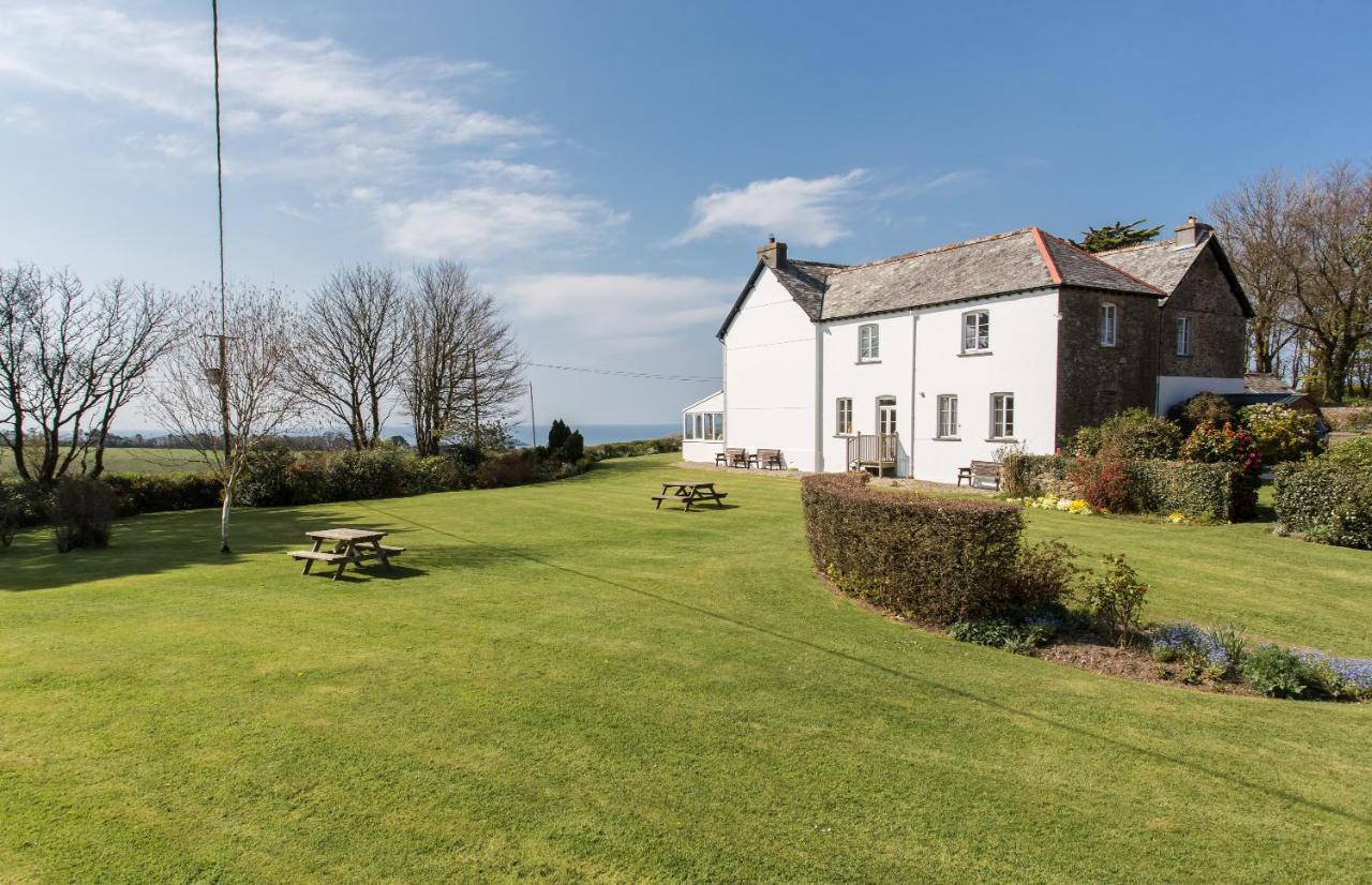 Bucklawren Farm Bed & Breakfast Looe Exterior photo